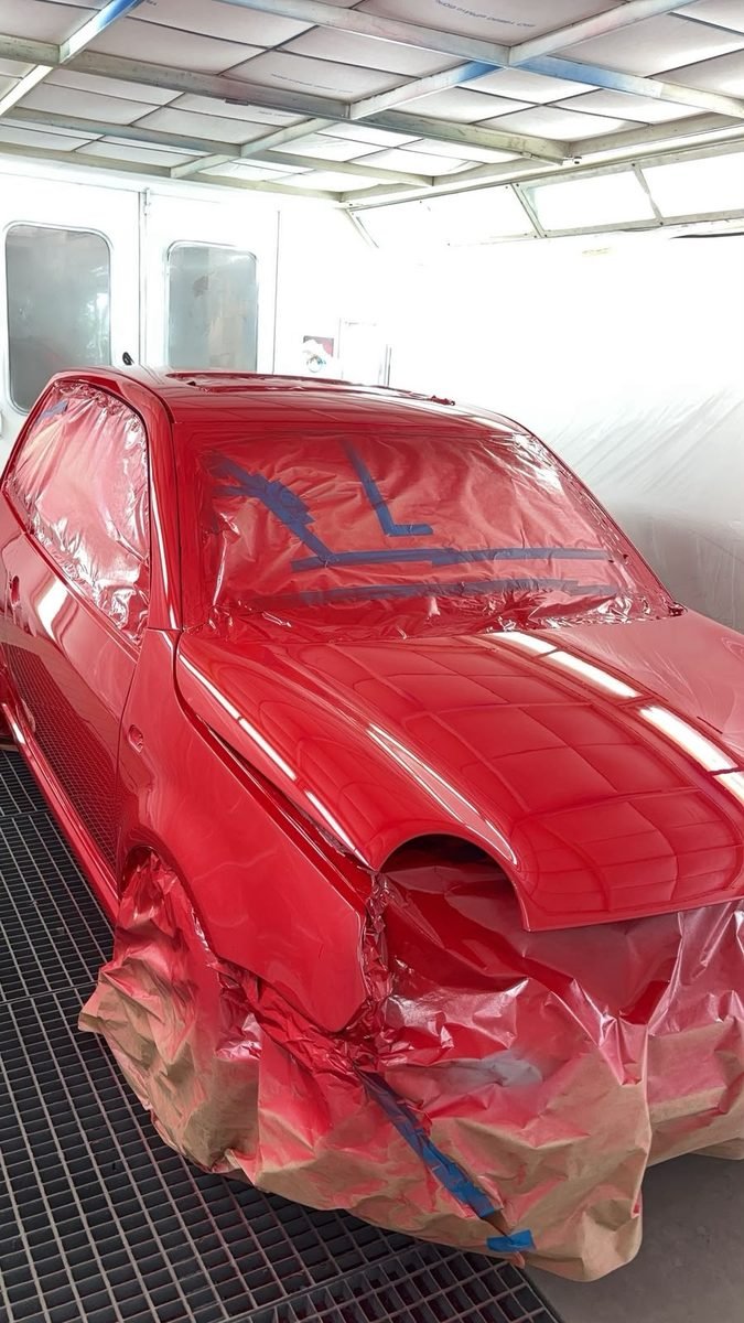 Peinture en cabine chez Goffart Auto